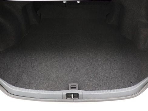 Used 2013 Toyota Camry SE image 25