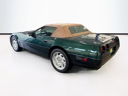 Used 1994 Chevrolet Corvette Convertible RWD image 7