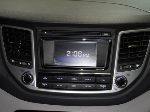 Used 2017 Hyundai Tucson SE FWD image 17