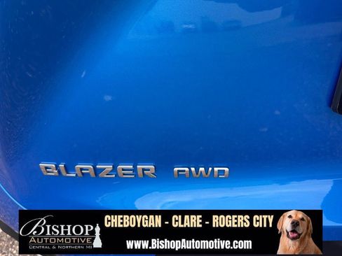 Used 2025 Chevrolet Blazer LT image 33