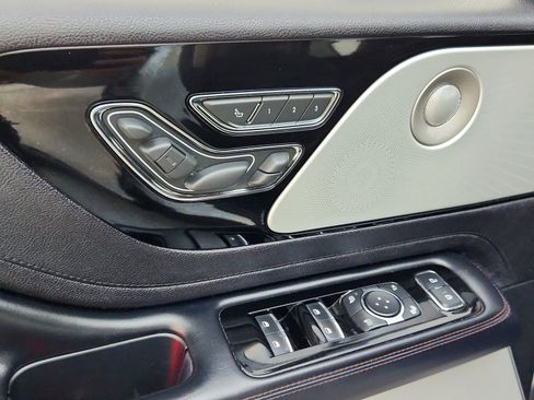 Used 2020 Lincoln Aviator Reserve w/ Equipment Group 202A AWD/4WD image 24