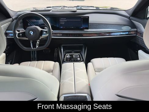 Used 2024 BMW 760i xDrive w/ Executive Package AWD/4WD image 27