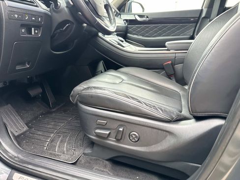 Used 2022 Hyundai Palisade Calligraphy image 16