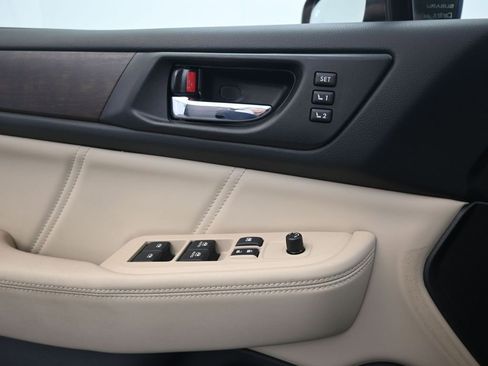 Used 2019 Subaru Outback 3.6R Limited image 12