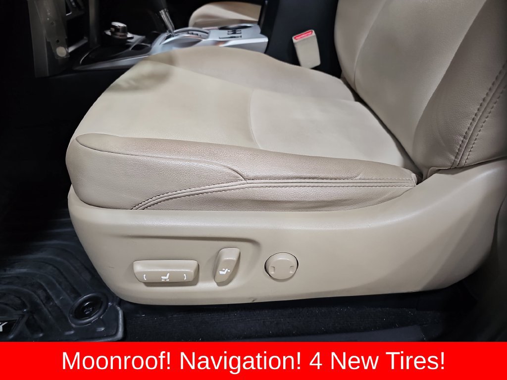 Certified 2019 Toyota 4Runner SR5 Premium AWD/4WD image 18