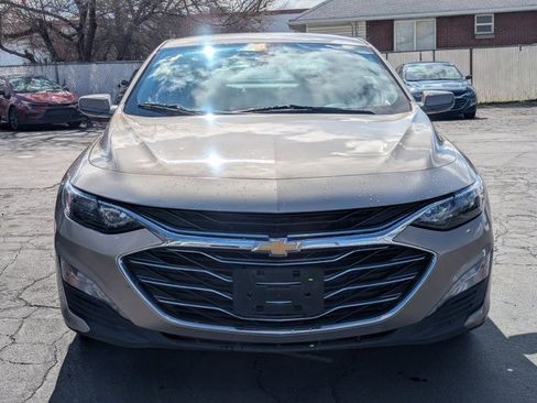 Used 2022 Chevrolet Malibu LT image 9