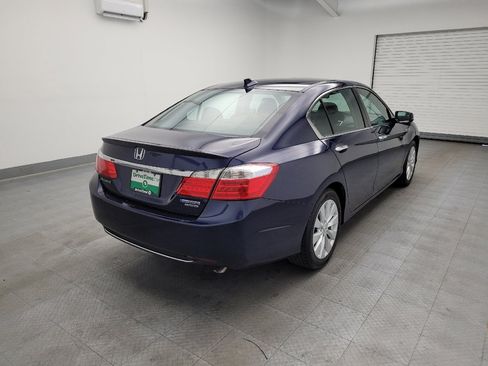 Used 2015 Honda Accord Touring image 9