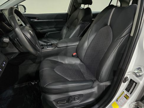 Used 2024 Toyota Camry XSE image 20