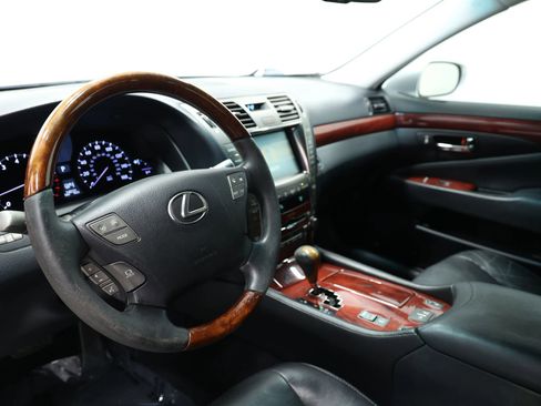 Used 2008 Lexus LS 460 LS 460 Sedan 4D image 2