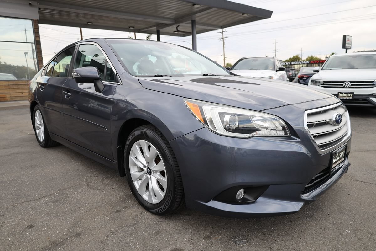 Used 2016 Subaru Legacy 2.5i Premium AWD/4WD image 32