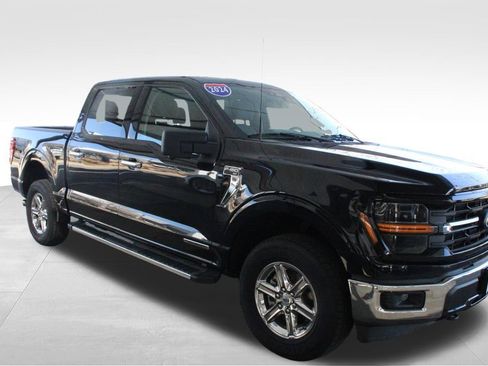 Used 2024 Ford F150 XLT w/ Mobile Office Package image 20