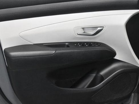 Used 2025 Hyundai Tucson SEL image 4