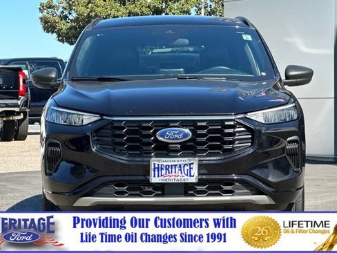 Used 2024 Ford Escape ST-Line AWD/4WD image 9
