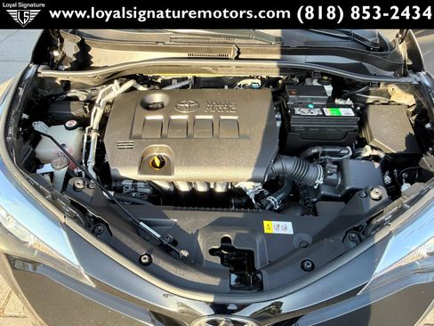 Used 2020 Toyota C-HR LE FWD image 31