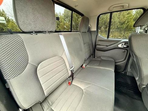 Used 2019 Nissan Frontier PRO-4X image 23