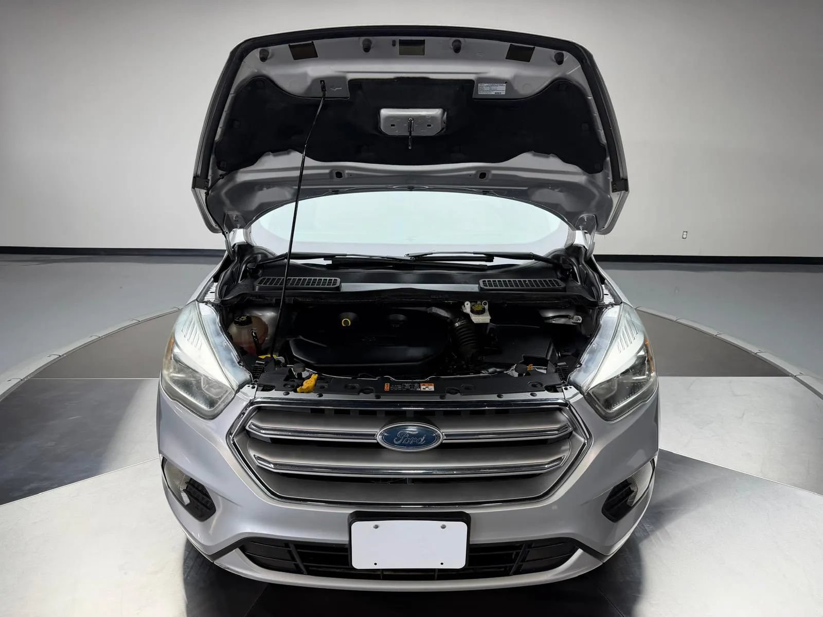 Used 2017 Ford Escape Titanium FWD image 11