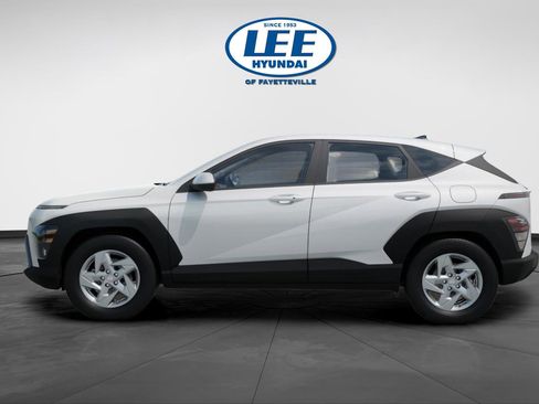 Certified 2026 Hyundai Kona SE image 5