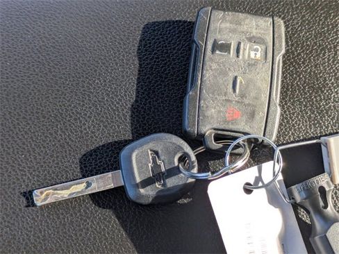 Used 2022 Chevrolet Colorado LT w/ Safety Package image 28