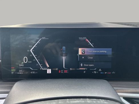 Used 2024 BMW X5 xDrive40i w/ Parking Assistance Package image 19