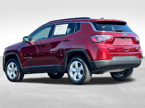 Used 2021 Jeep Compass Latitude w/ Convenience Group AWD/4WD image 5