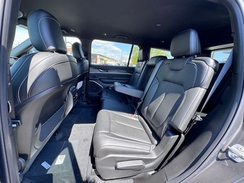 New 2026 Jeep Grand Cherokee L Limited AWD/4WD image 14