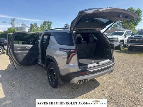 Used 2026 Chevrolet Traverse Z71 w/ Driver Confidence Package AWD/4WD image 35