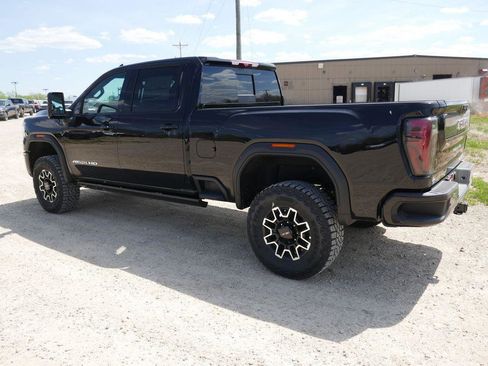 New 2026 GMC Sierra 2500 AT4X AWD/4WD image 10