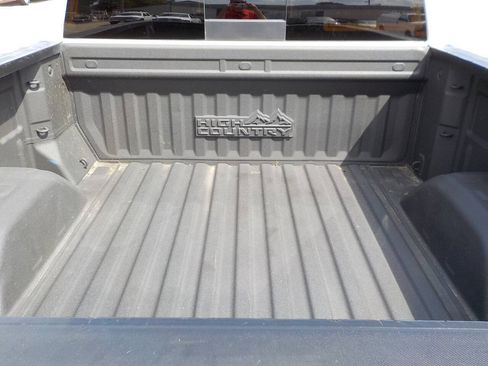 Used 2019 Chevrolet Silverado 1500 High Country AWD/4WD image 5