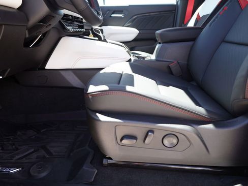 New 2026 GMC Canyon AT4X AWD/4WD image 11