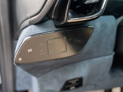 Used 2021 Ferrari Roma RWD image 18