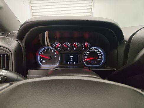 Used 2021 Chevrolet Silverado 1500 Custom image 18