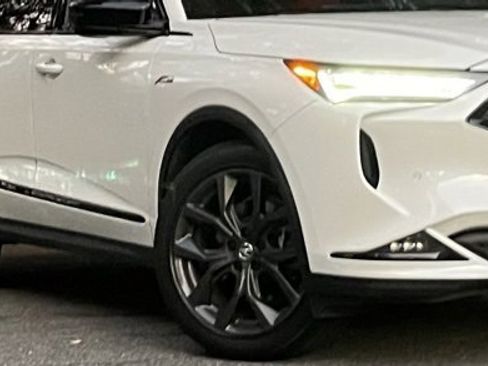 Used 2022 Acura MDX A-Spec image 9