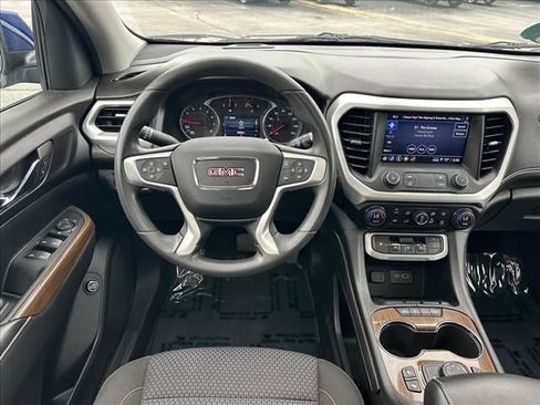 Certified 2023 GMC Acadia SLE w/ Driver Convenience Package AWD/4WD image 14