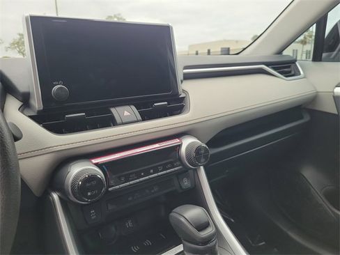 Used 2024 Toyota RAV4 XLE image 19