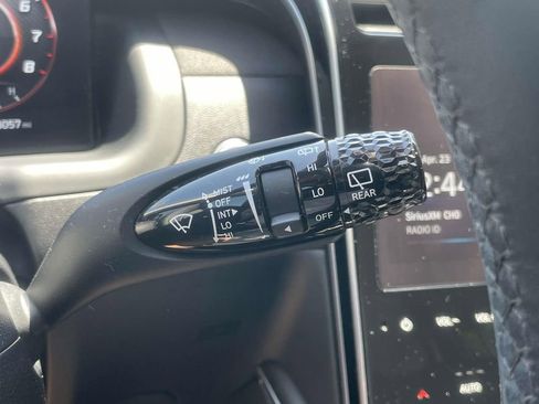 Certified 2024 Hyundai Tucson SEL w/ Convenience Package FWD image 24