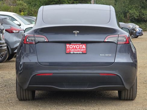 Used 2021 Tesla Model Y Long Range AWD/4WD image 5