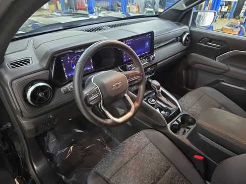 Used 2023 Chevrolet Colorado Z71 w/ Z71 Convenience Package 2 image 15