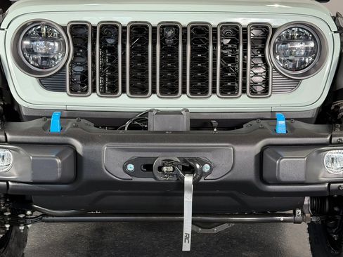 Used 2024 Jeep Wrangler Unlimited Rubicon 4xe image 5