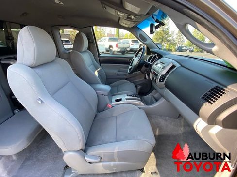 Used 2009 Toyota Tacoma PreRunner RWD image 13