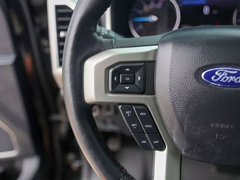Used 2022 Ford F250 Lariat w/ Tremor Off-Road Package AWD/4WD image 17