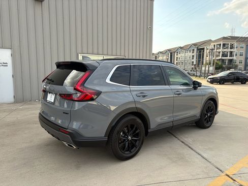 Certified 2024 Honda CR-V Sport image 8