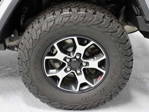Used 2019 Jeep Wrangler Unlimited Rubicon AWD/4WD image 19