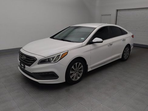 Used 2015 Hyundai Sonata Sport w/ Option Group 03 FWD image 2