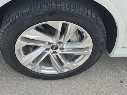 Used 2021 Audi Q7 3.0T Premium Plus AWD/4WD image 26