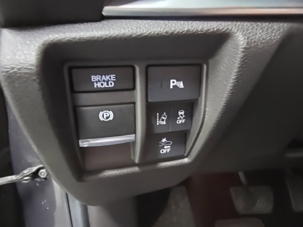 Used 2020 Acura MDX w/ Technology Package AWD/4WD image 9