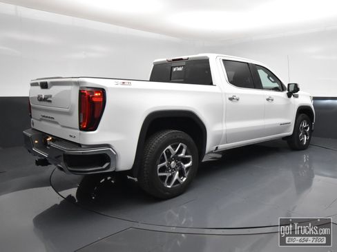 Used 2023 GMC Sierra 1500 SLT w/ SLT Premium Package AWD/4WD image 49