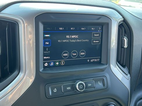 Used 2022 Chevrolet Silverado 1500 Custom AWD/4WD image 25