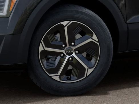 New 2026 Kia Niro EX FWD image 9
