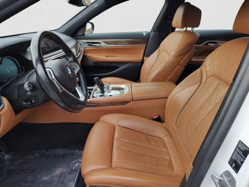 Used 2019 BMW 750i xDrive image 11