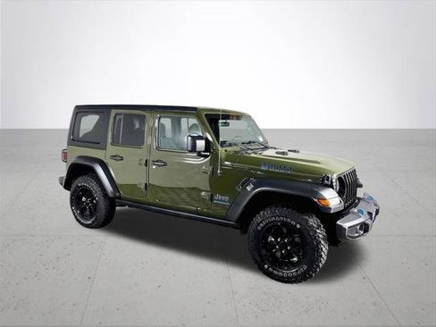 Certified 2023 Jeep Wrangler Unlimited w/ Cold Weather Group AWD/4WD image 5